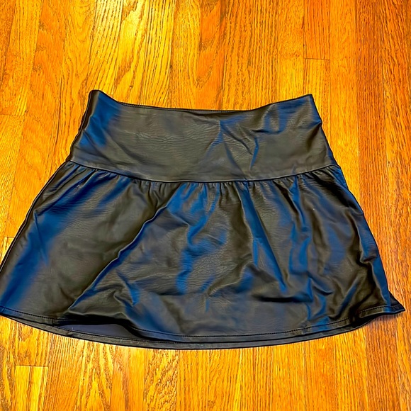 Pleather Skirt size M - Picture 1 of 4